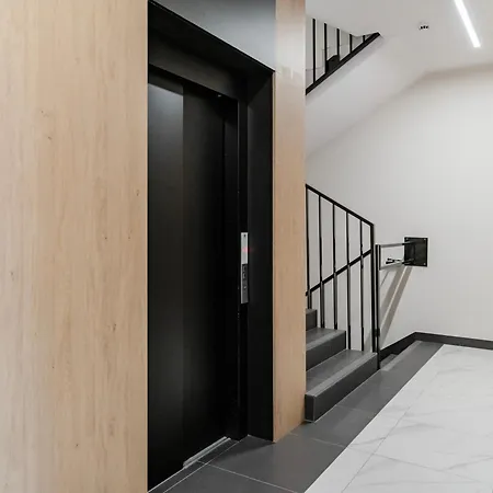 Peaceful Horizon By Aparo - Nowy Apartament, Winda, Lozeczko Turystyczne, Balkon, 5 Pietro, Szpital Ckd, Apartman Łódź