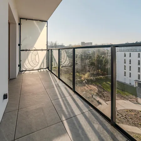 Peaceful Horizon By Aparo - Nowy Apartament, Winda, Lozeczko Turystyczne, Balkon, 5 Pietro, Szpital Ckd, * Lodz (Lodz)