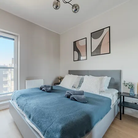 Peaceful Horizon By Aparo - Nowy Apartament, Winda, Lozeczko Turystyczne, Balkon, 5 Pietro, Szpital Ckd,