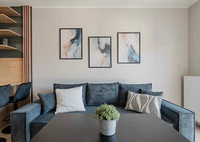 Peaceful Horizon By Aparo - Nowy Apartament, Winda, Lozeczko Turystyczne, Balkon, 5 Pietro, Szpital Ckd, Апартаменти *