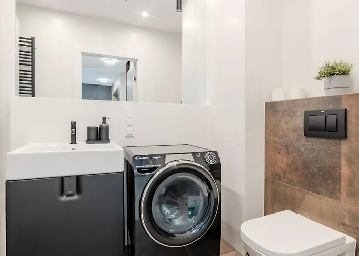 Peaceful Horizon By Aparo - Nowy Apartament, Winda, Lozeczko Turystyczne, Balkon, 5 Pietro, Szpital Ckd, Апартаменти Лодзь