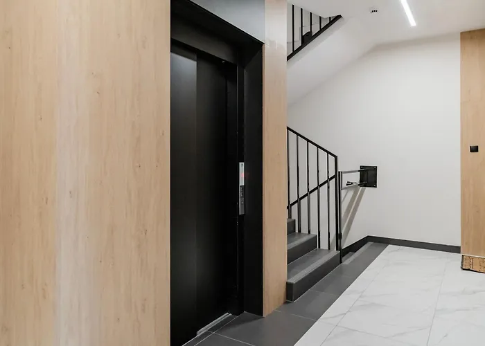 Peaceful Horizon By Aparo - Nowy Apartament, Winda, Lozeczko Turystyczne, Balkon, 5 Pietro, Szpital Ckd, Апартаменти Лодзь