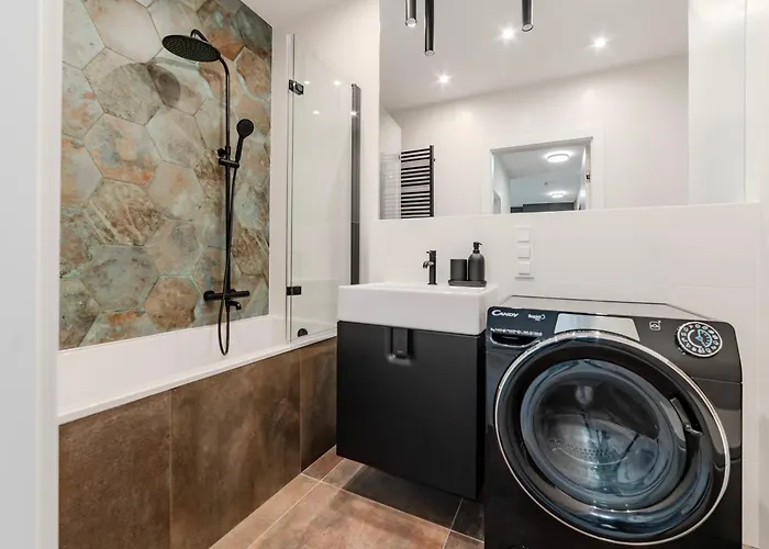 Peaceful Horizon By Aparo - Nowy Apartament, Winda, Lozeczko Turystyczne, Balkon, 5 Pietro, Szpital Ckd, *